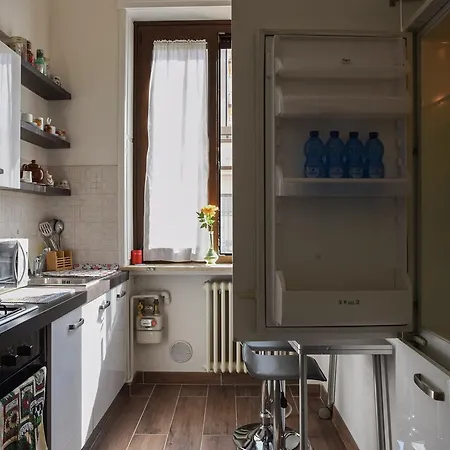 Apartment Spartaco Milan